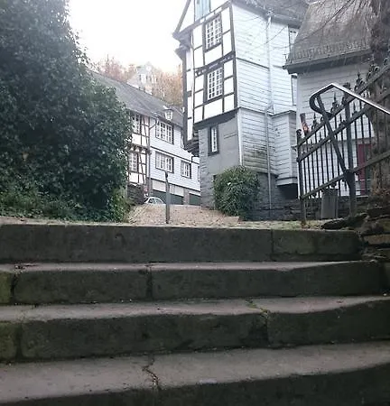 Eleganza مونشاو